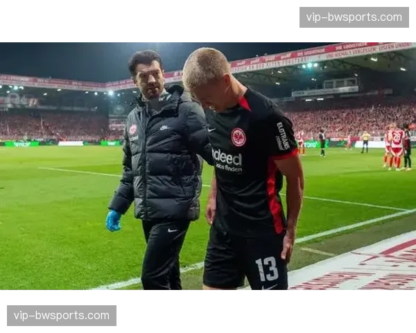 法兰克福vs门兴中游拉锯战 历史交锋门兴占据明显优势